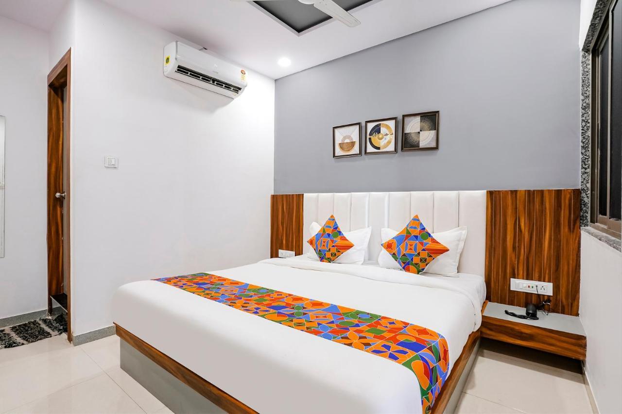 Fabhotel Magnus Surat Exterior foto